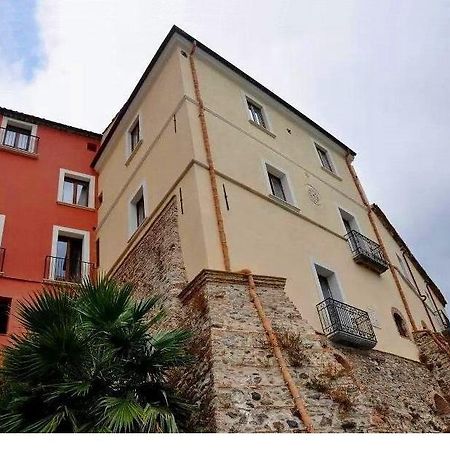 Relais Hotel Palazzo Castriota คอริเลียโน กาลาโบร ภายนอก รูปภาพ
